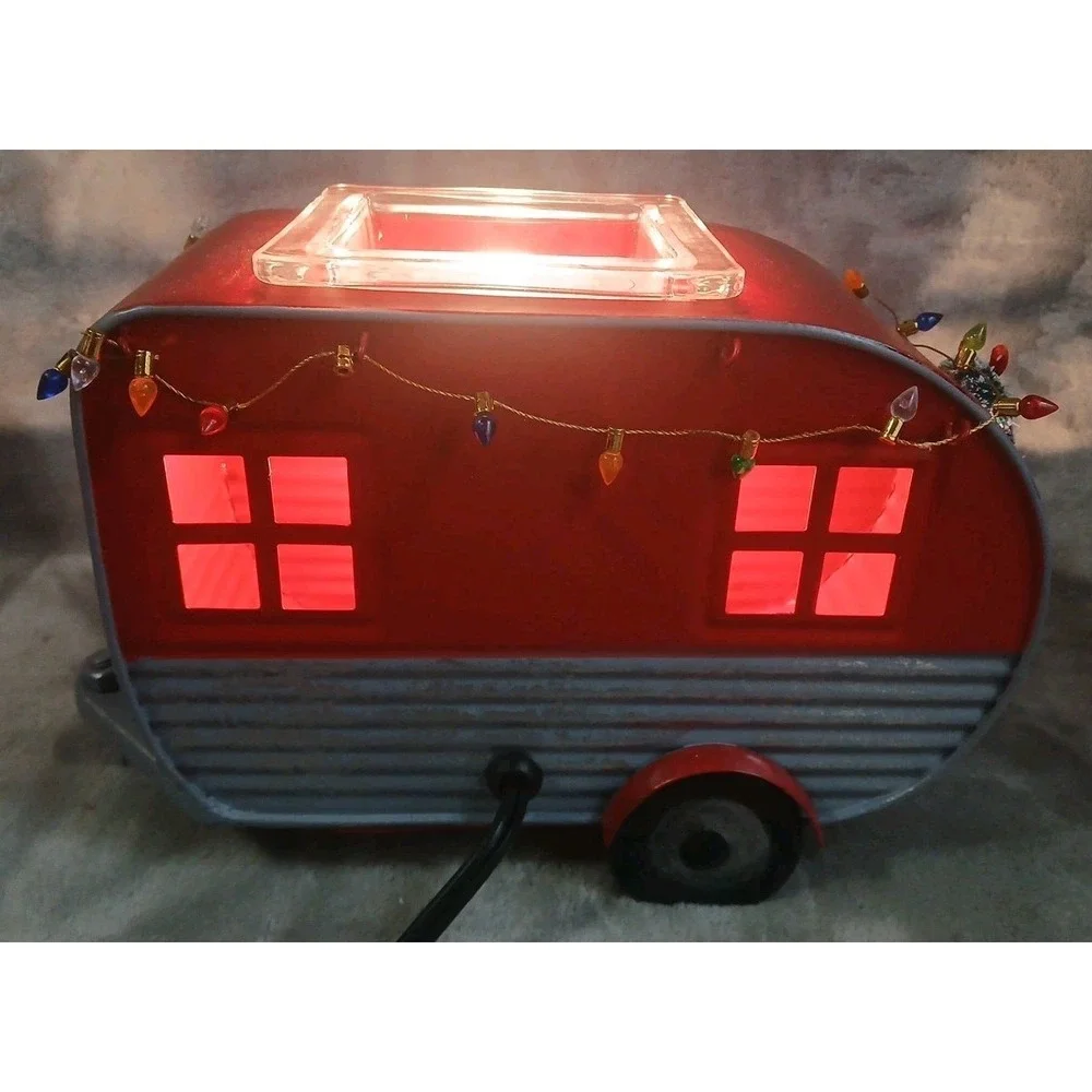 Scentsy‎ Christmas Camper Wax Warmer Winter Holiday Lights Wreath Metal READ